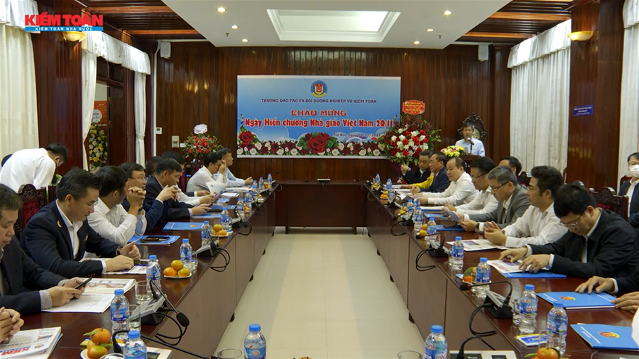 Tổng Kiểm toán nhà nước chúc mừng Trường Đào tạo và bồi dưỡng nghiệp vụ kiểm toán nhân dịp ngày Hiến chương Nhà giáo Việt Nam